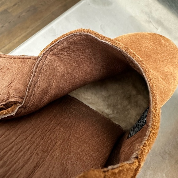 NWOT Ugg Australia Studded Dafni Clogs - Picture 7 of 9